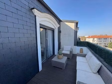 appartement 3 pièces 67m2 à vendre dernier étage 2 terrasses un parking