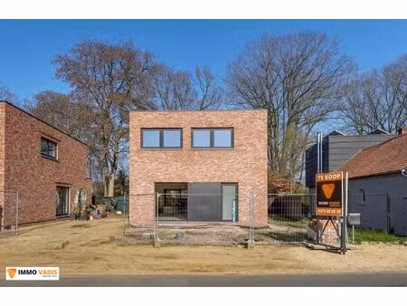 instapklare ben-woning met drie slaapkamers