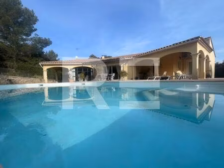 belle villa avec piscine - 230m2 - quartier carremeau