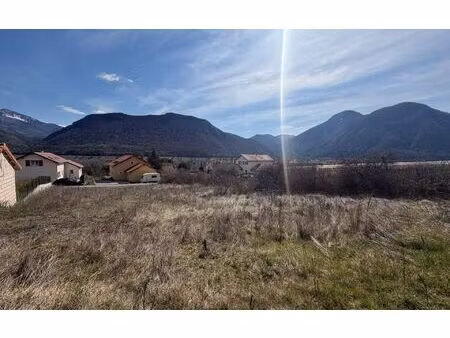 terrain théus m² t- à vendre  128 000 €