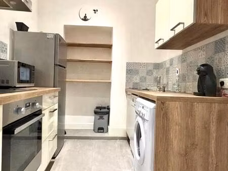 magnifique t2 rénové quartier vieux-port