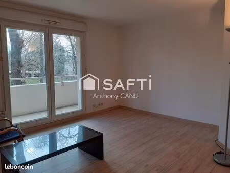 à deux pas du centre-ville  au calme côté jardin  découvrez ce t3 lumineux avec balcon  pi