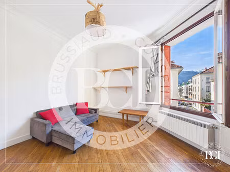 t2 48 m² avec cave et galeta. idéal premier achat ou investissement ? grenoble