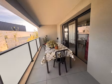 appartement t3 de standing résidence récente avec double g