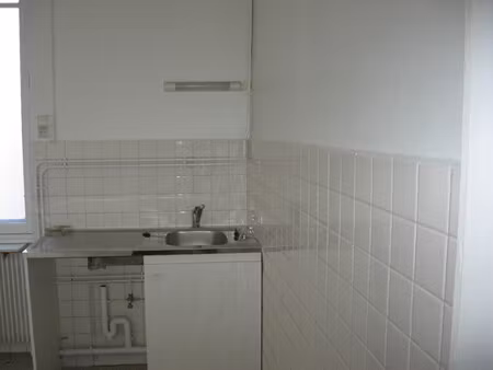 t2 rue charton 69600 oullins