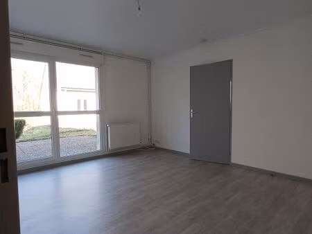 appt t2 [pmr] en rez-de jardin avec terrain clos