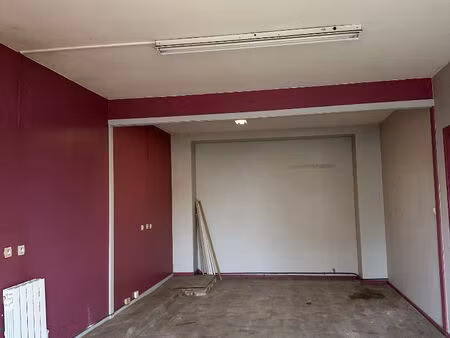 local d'activité boyer 144 m2