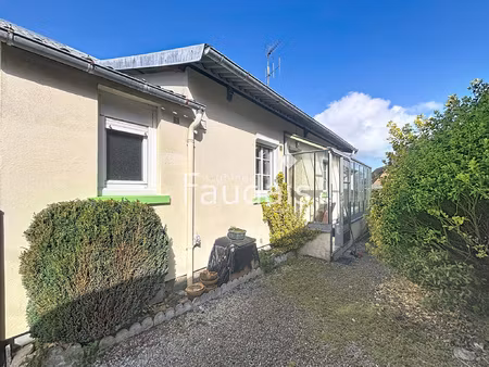 agneaux-proche commerces