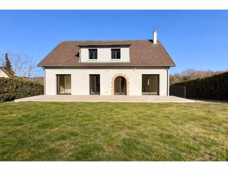 location maison 9 pièces 190.2 m² à bruyères-et-montbérault (02860)  1 450 €