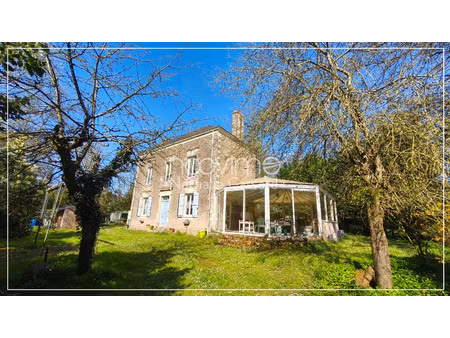 maison de maître de caractère 239 m2 parcelle de plus de