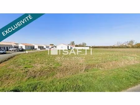 terrain constructible et viabilisé en lotissement