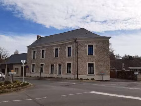 location appartement 2 pièces à combrée (49520) : à louer 2 pièces / 40m² combrée