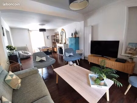 maison de ville 8 pièces 201 m²