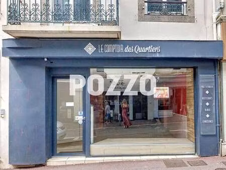 location bureaux et commerces à granville (50400) : à louer / 77m² granville