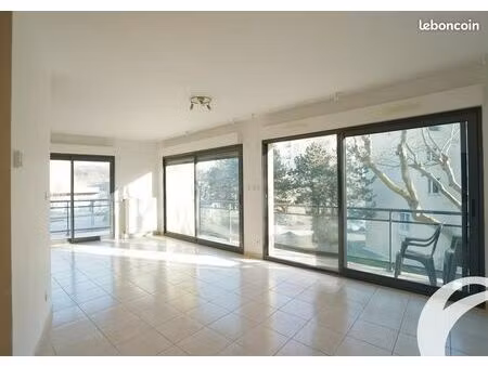 appartement t3 - 67 m2