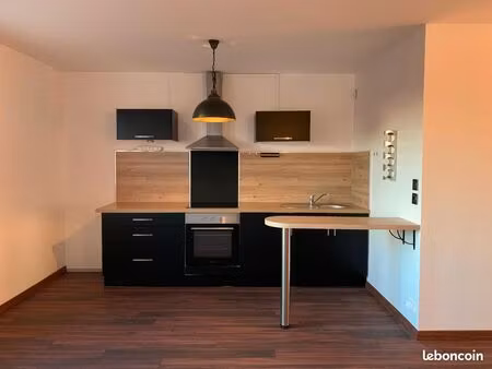 appartement 74 mètre carré