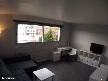 studio meublé lumineux 28m² lille rue de lens