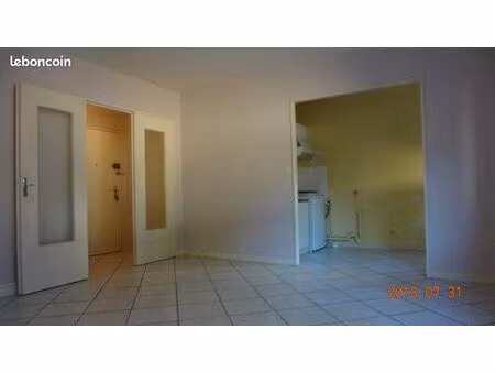 a louer studio 35 m2