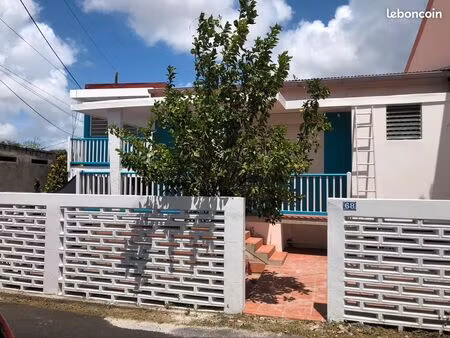 t3 a louer schoelcher