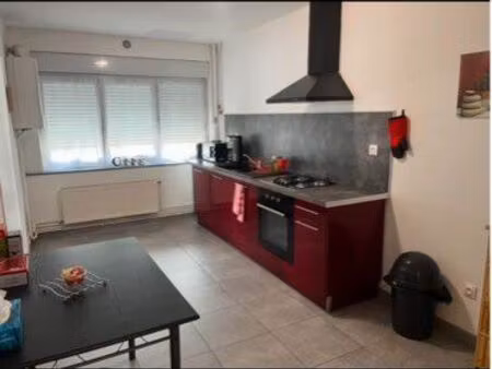 maison de ville boué