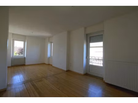 location appartement 3 pièces 70 m² à boersch (67530)  1 000 €