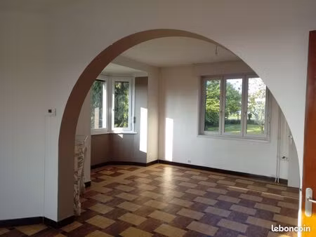 location maison 4 chambres garage jardin à santes