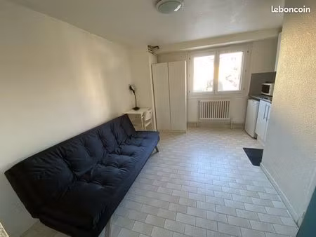 joli studio proche centre ville et université jean monnet