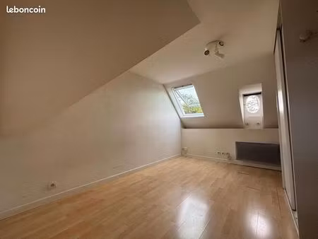 studio 1 pièce 12 m²