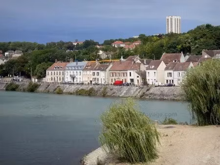 location meublée appartement 3 pièces 61 m² à montereau-fault-yonne (77130)  1 110 €