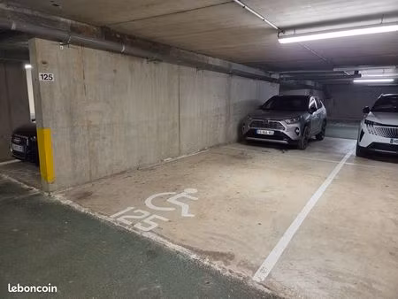 location box sous-sol proche vieux port et gare