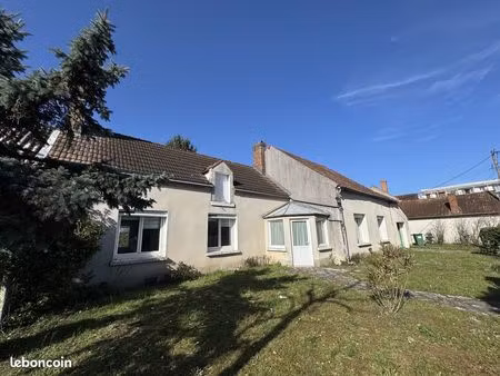 maison 5 pièces 102 m²