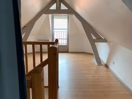 noyon centre duplex t2 au calme et sécurisé