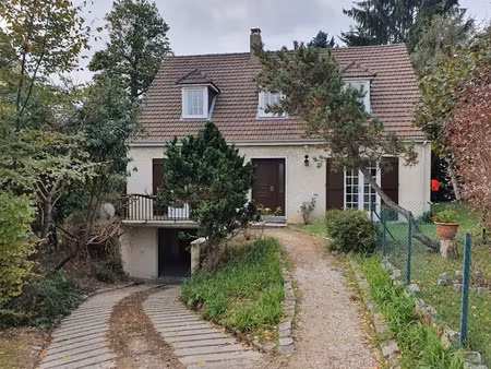 location maison 5 pièces 132 m² à saint-prix (95390)  1 820 €