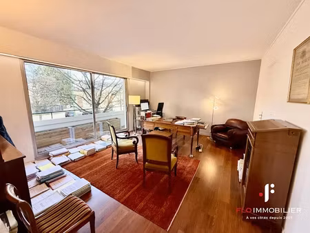 location locaux professionnels 6 pièces 90 m² à caen (14000)  1 200 €