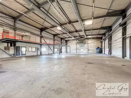 location locaux professionnels 5 pièces 1172 m² à saint-paterne-racan (37370)  4 500 €