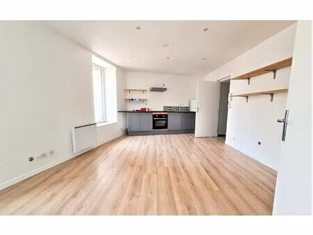 location appartement  55.62 m² t-3 à quimperlé  710 €