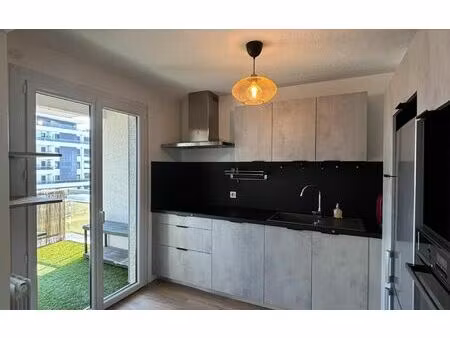 location appartement  49.41 m² t-2 à ambilly  1 200 €