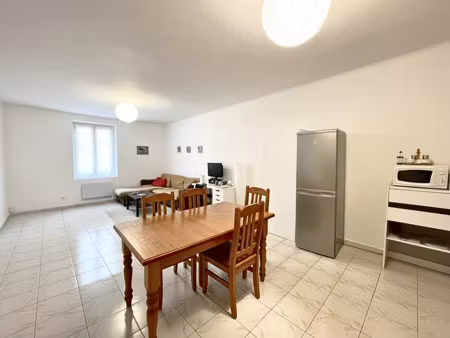 vaison hyper centre - duplex 105 m2 avec terrasse et dependa