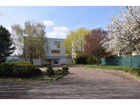 varennes vauzelles - bâtiment de 800 m2 + entrepôt 169 m2 - parkings