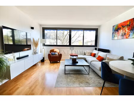 appartement traversant lumineux