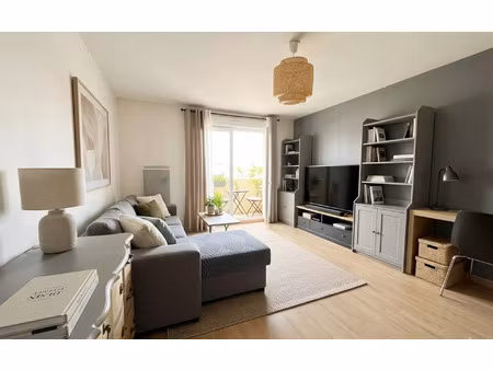 location appartement  m² t-3 à persan  1 050 €