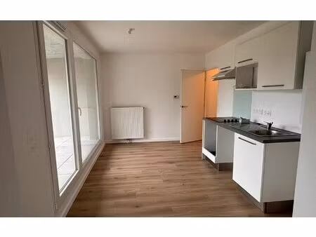 location appartement  40.34 m² t-2 à reims  612 €