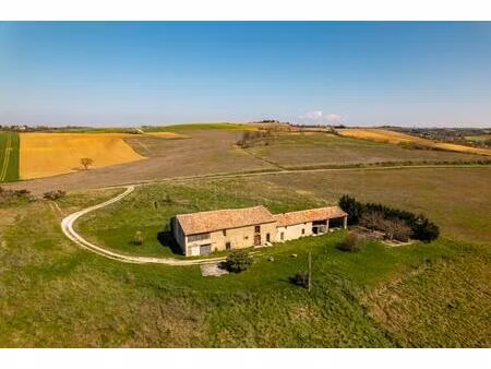 corps de ferme avec vue panoramique