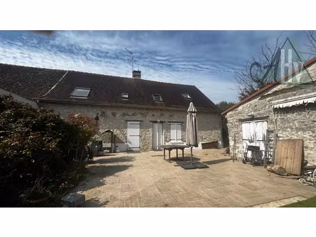 longère de caractère - 190 m2 - 6 pièces - chenoise