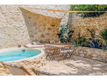 maison de village atypique avec cour à 10 minutes de la mer