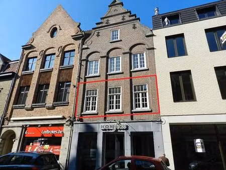 appartement à louer à ieper € 690 (lmgqj) - era domus (ieper) | zimmo