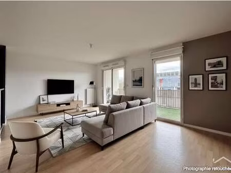 vente appartement 3 pièces à noyal-sur-vilaine (35530) : à vendre 3 pièces / 64m² noyal-su