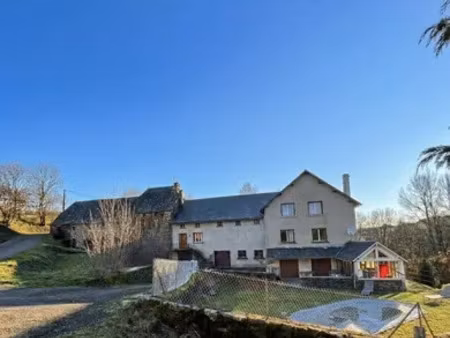 maison de campagne à gourdièges (15230)