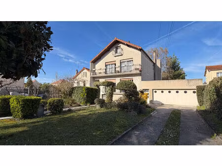 maison à vendre à livry gargan - 6 pièces  4 chambres