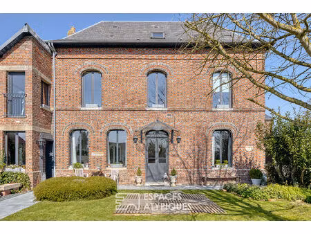 maison bourgeoise revisitée en centre village